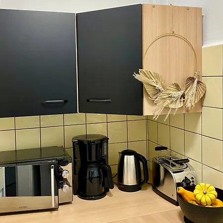 Cronenberger Mit Garten - Kontaktloses Einchecken, Netflix, Kingsize-bett