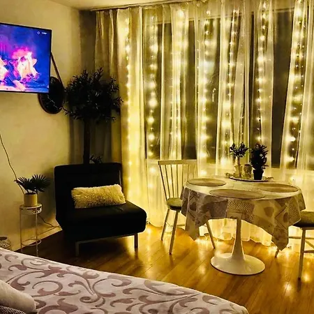 Cronenberger Mit Garten - Kontaktloses Einchecken, Netflix, Kingsize-bett * Wuppertal